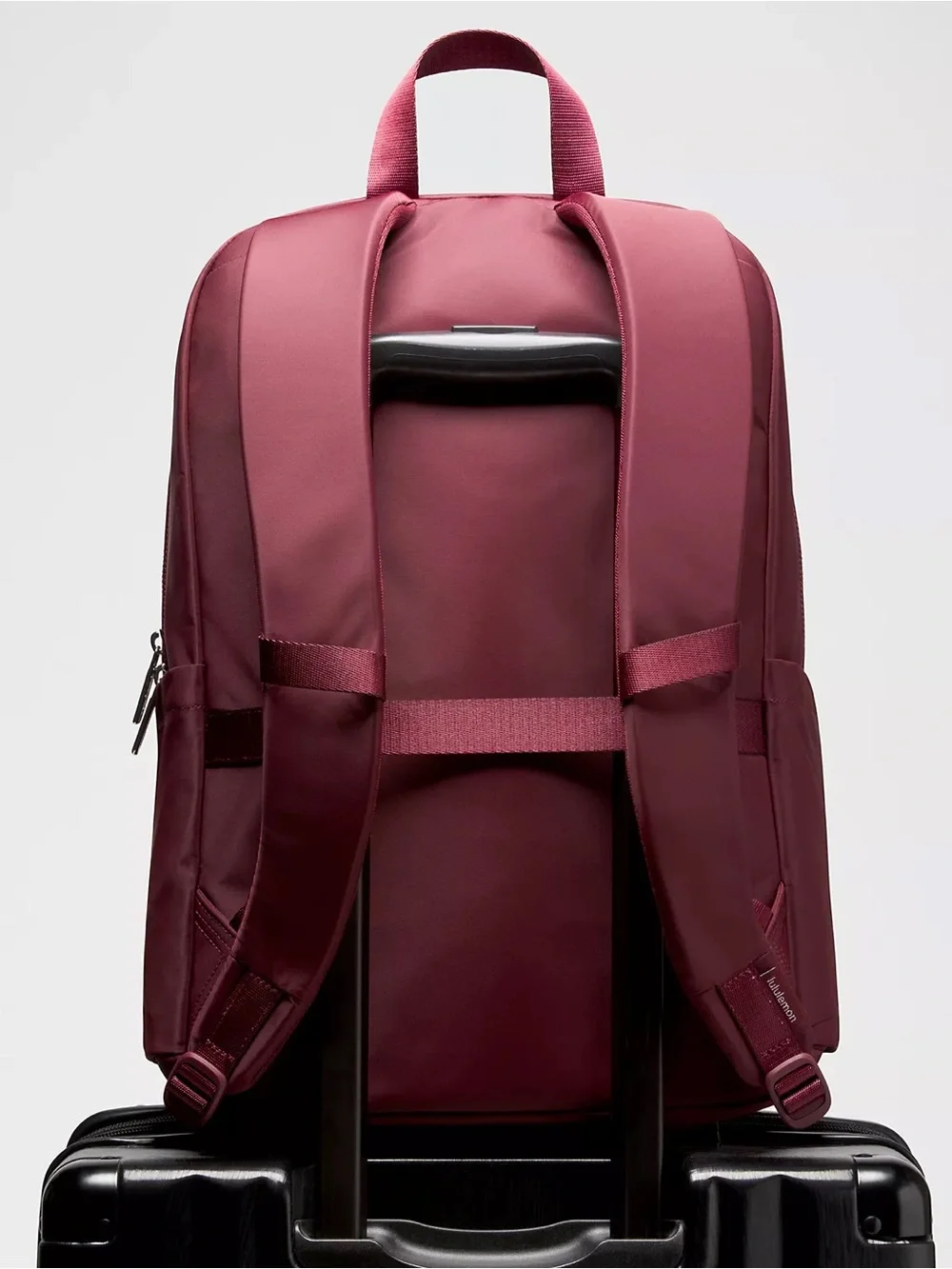 Lululemon Everywhere Backpack 22L Metal Hardware- Burgundy Bay/Burgundy Bay/Silv